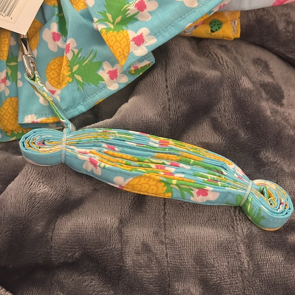 Pineapple print pet dress.  Size Medium.